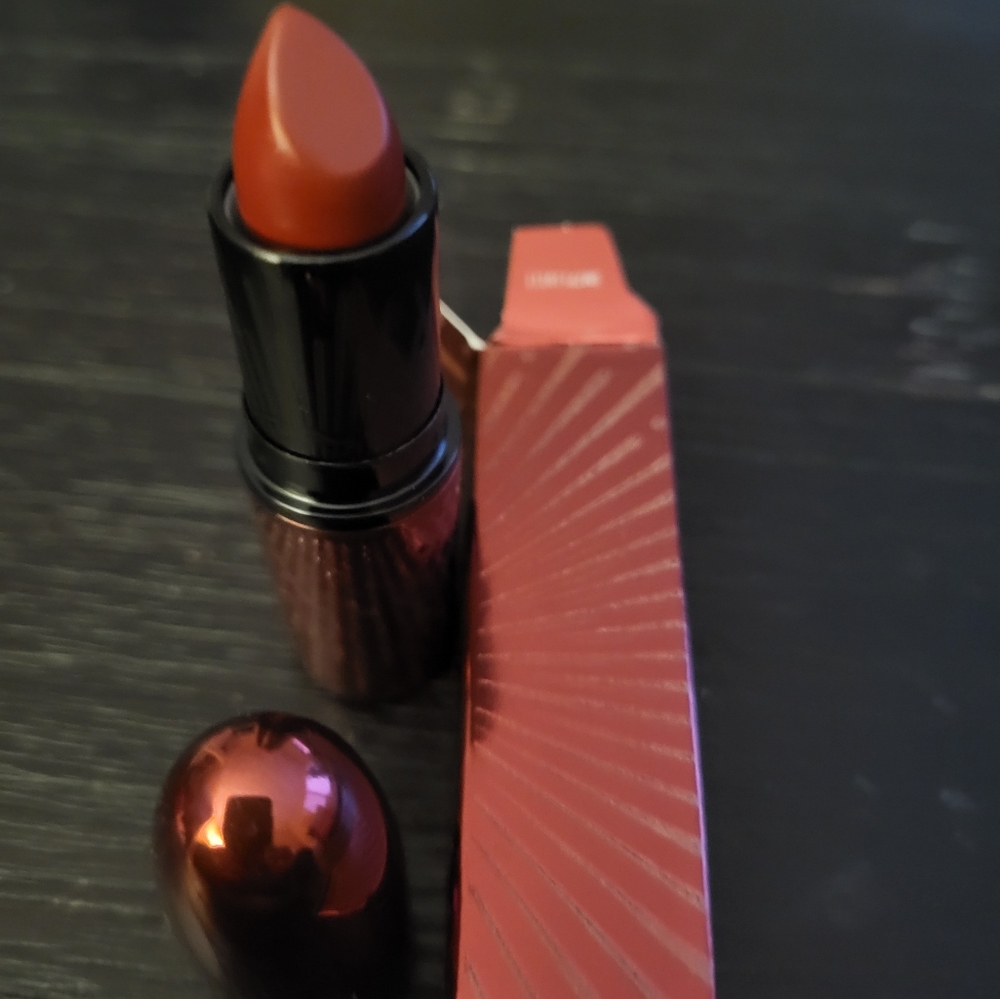 MAC Dubonnet lipstick